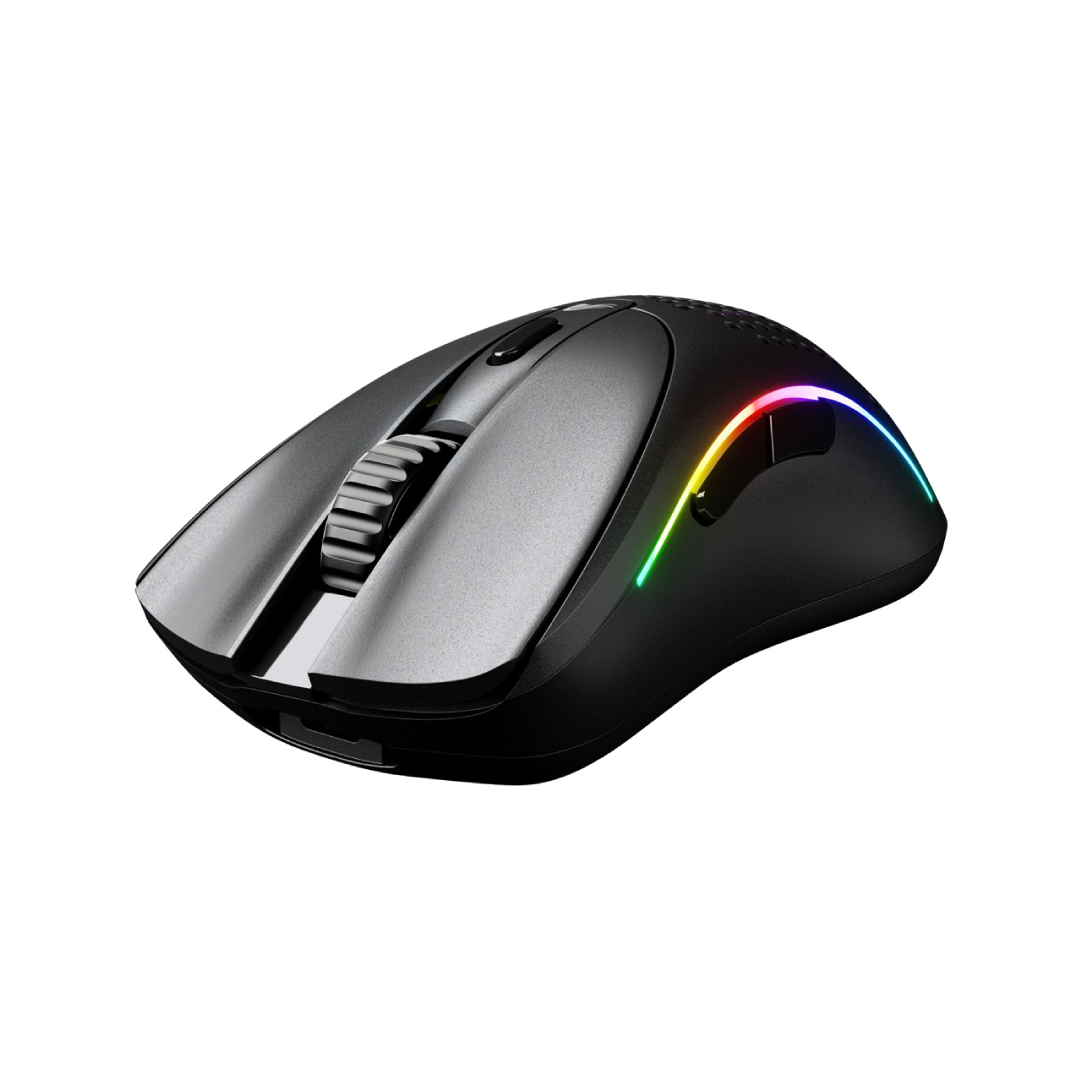 Superior comfort meets speed and control. Crafted to fit the hand's natural contours, the Model D 2 Wireless prevents wrist fatigue to keep you gaming at peak performance.